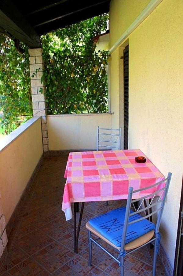 Appartement Jelena à Poreč Extérieur photo
