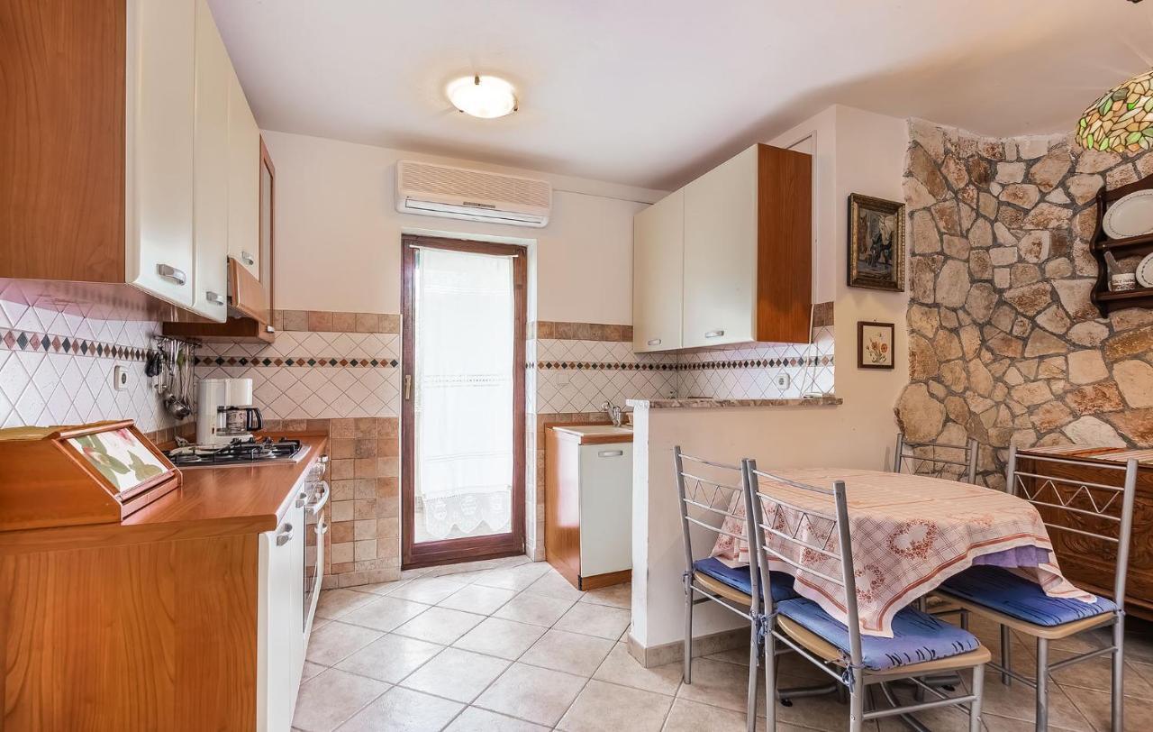Appartement Jelena à Poreč Extérieur photo