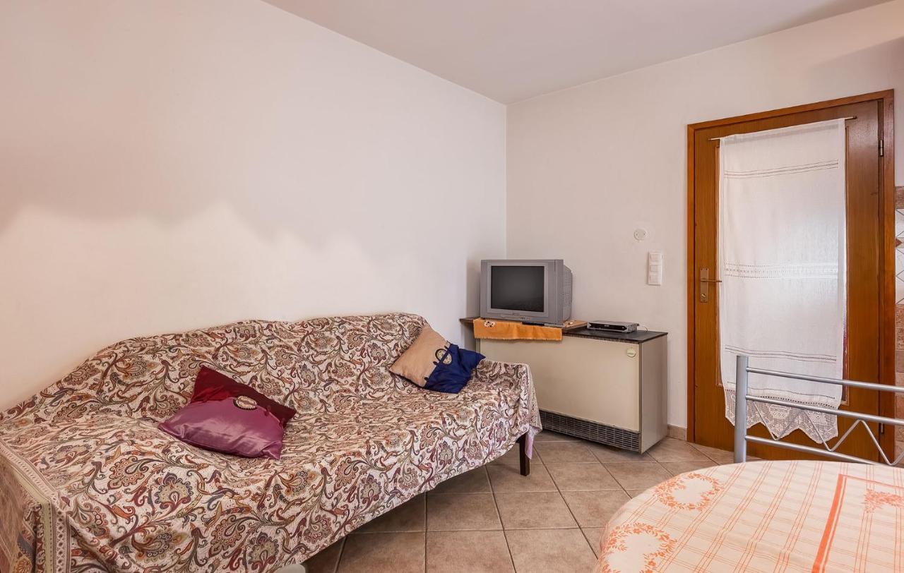 Appartement Jelena à Poreč Extérieur photo