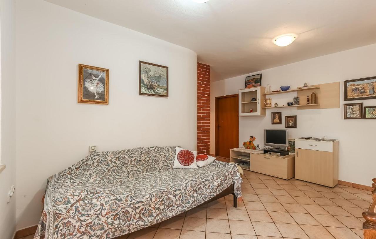 Appartement Jelena à Poreč Extérieur photo